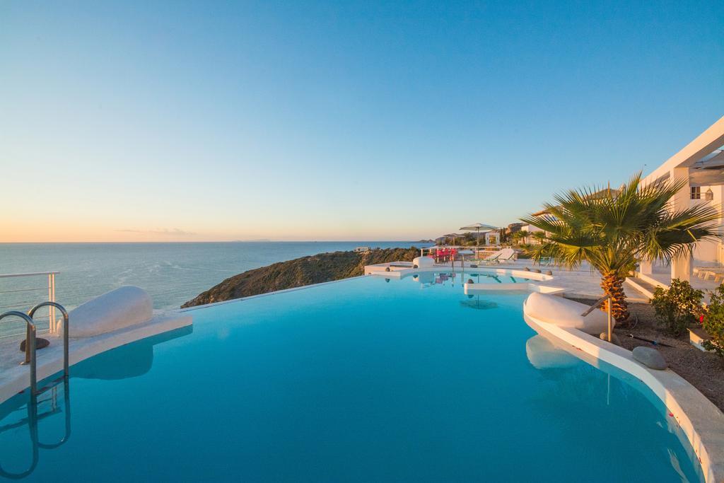 Kaladi Rock Villa Avlemonas Exteriör bild